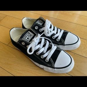 Converse US 6.5/ EUR 37